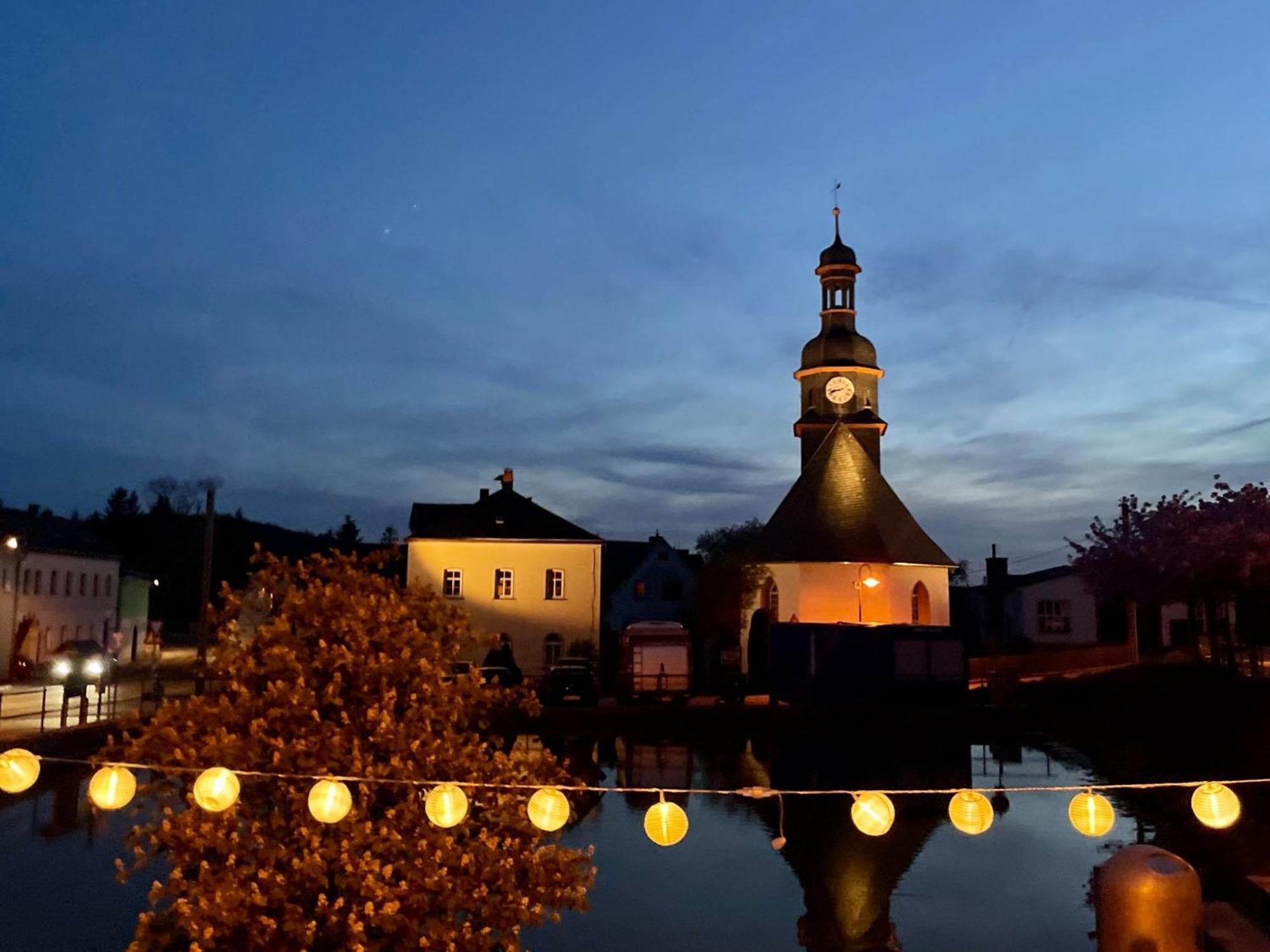 Pension Und Ferienwohnung Am Teich Шляйц Екстер'єр фото